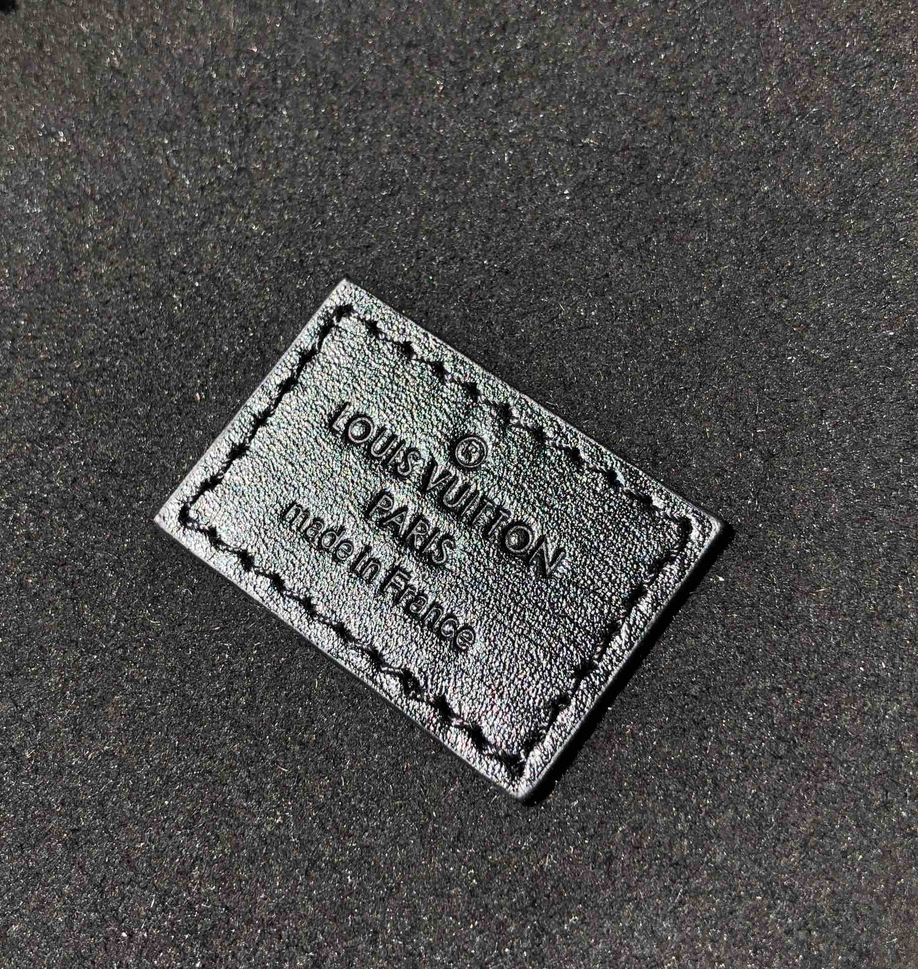 l0*is V*t0n cannes-15*17*15cm