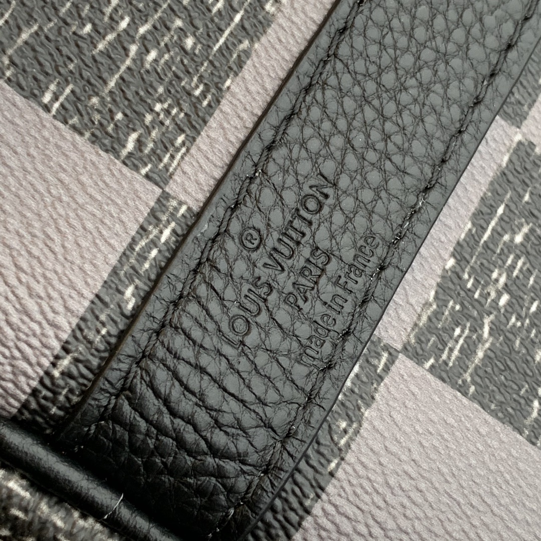 l0*is V*t0n keepall bandouliÈre 45-45 x 27 x 20cm