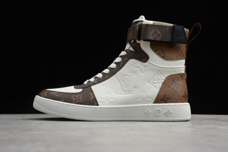 l0*is V*t0n boombox sports boots