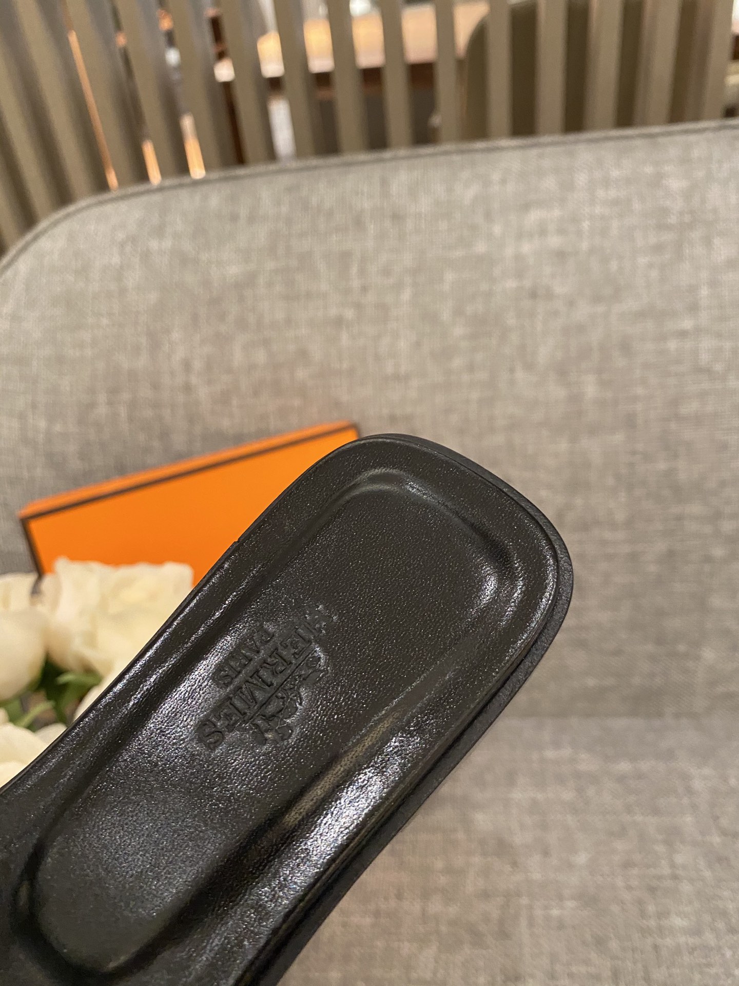 H**mes slippers in smooth leather