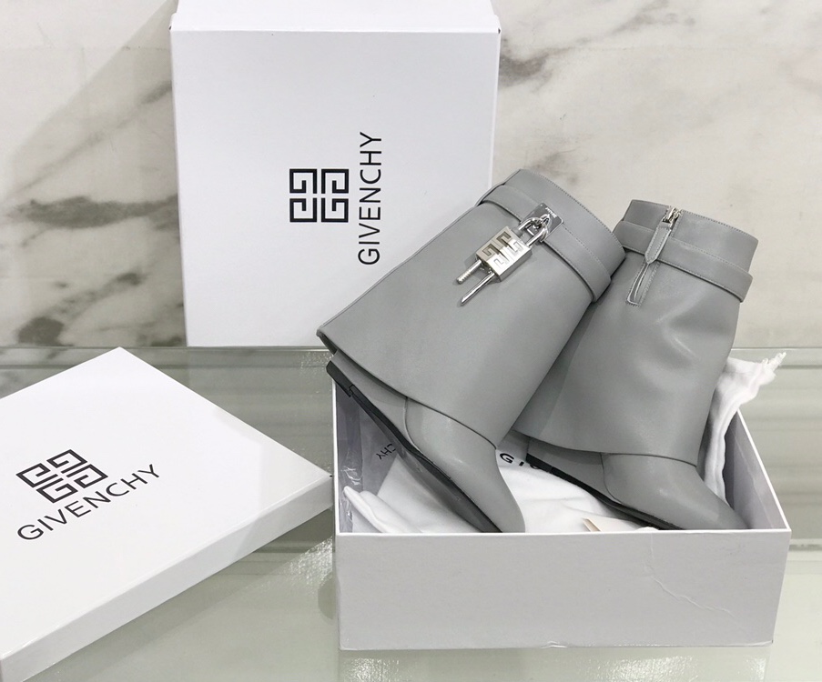 Givenchy Boots(EU35-42)