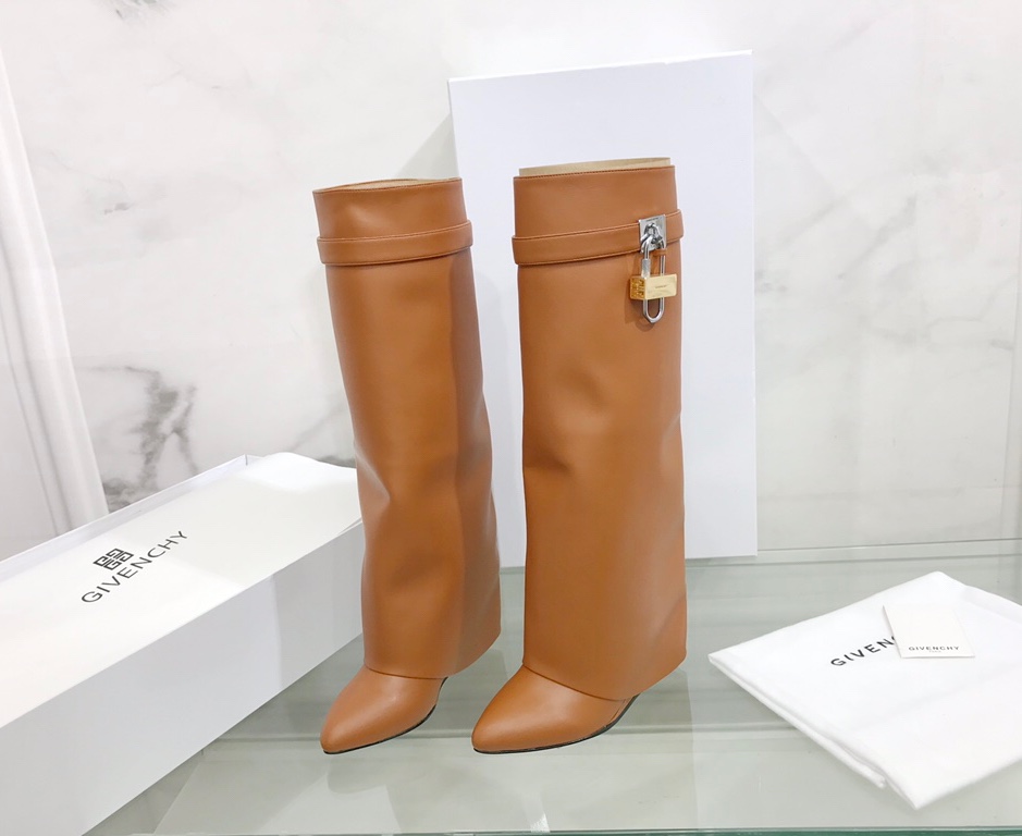 Givenchy Boots(EU35-42)