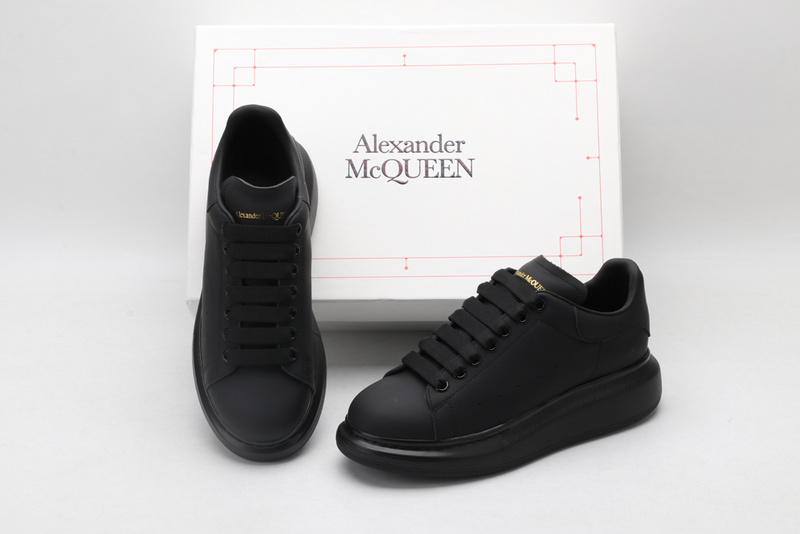 alexander M*Q*en sports shoes