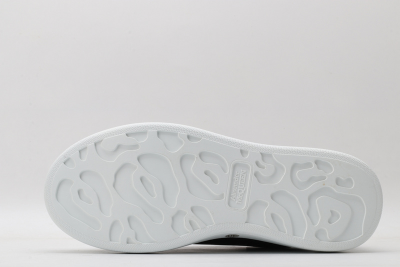 alexander M*Q*en sports shoes