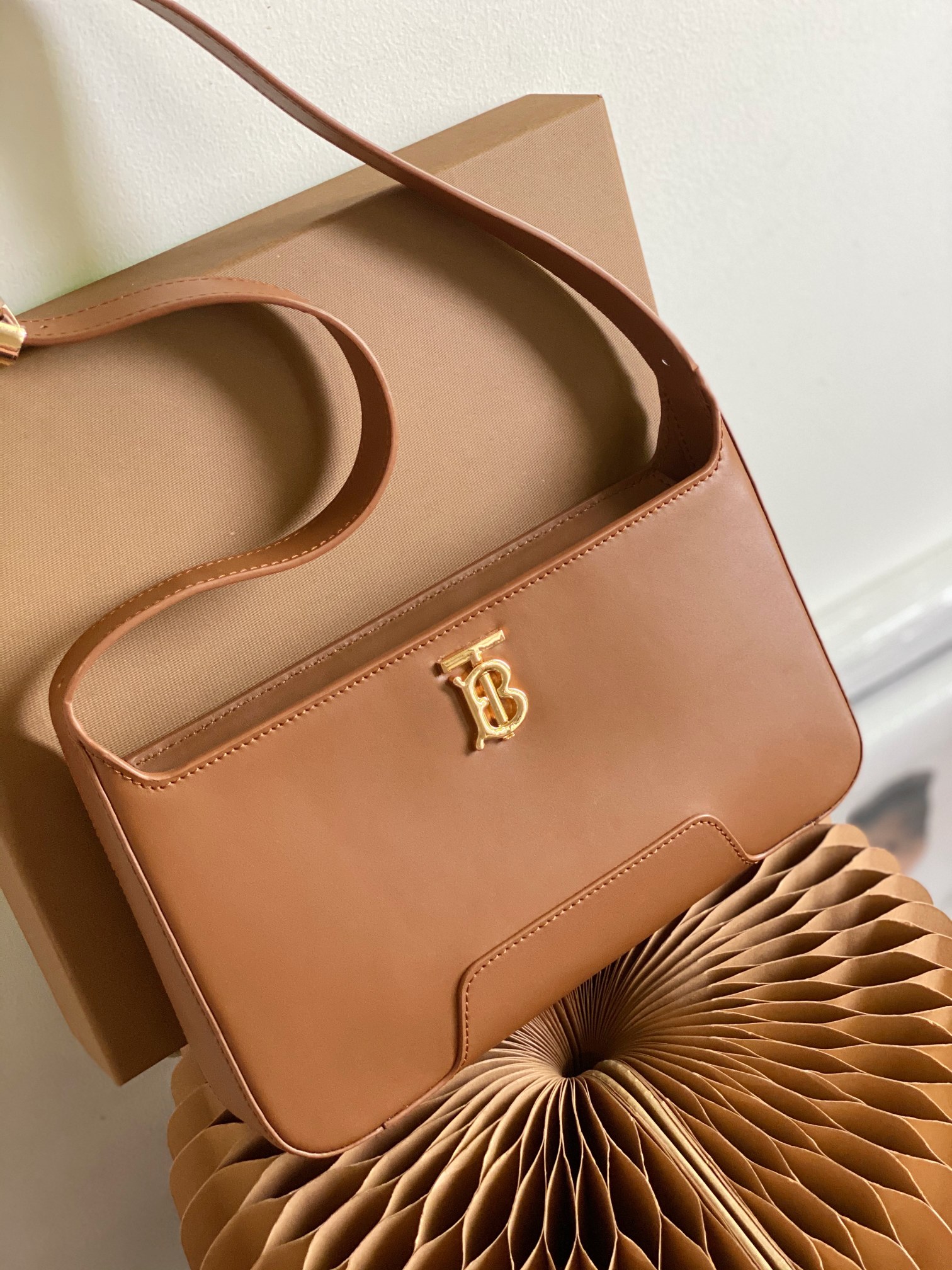 B**rry thomas B**rry bag-28 x 5 x 14cm