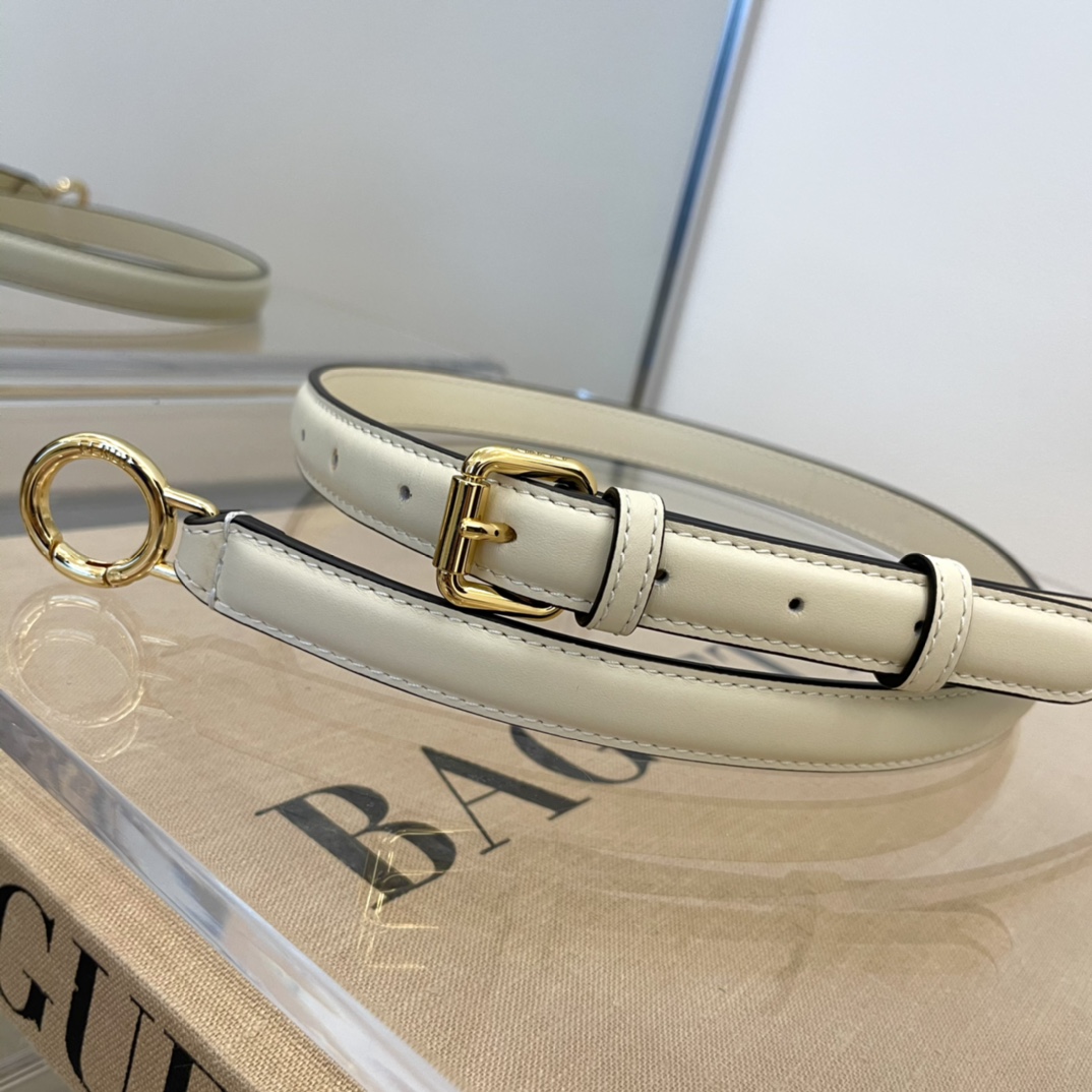 F**di peekaboo-27x21x9.5cm