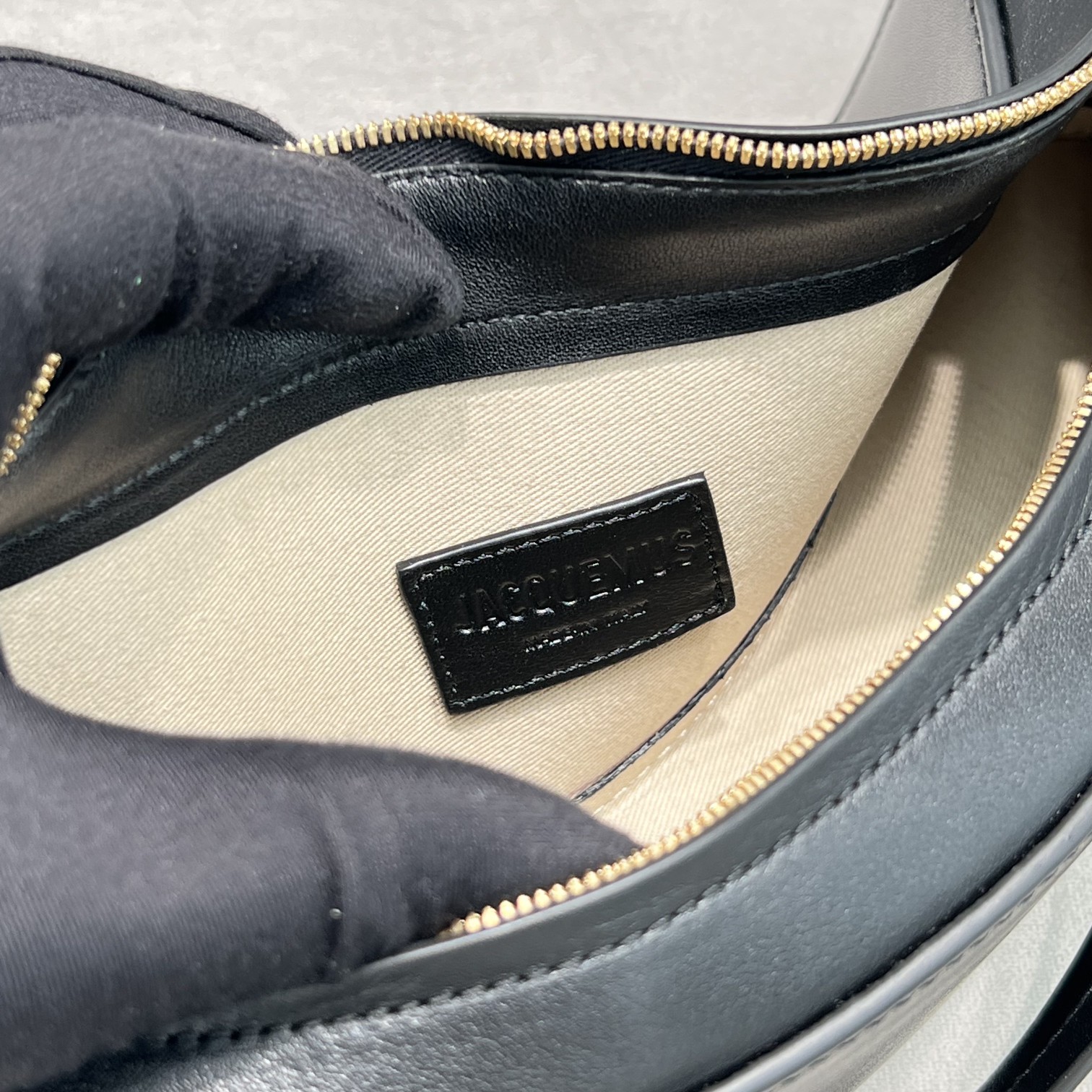 Jacquemus Handbags-35*9*6CM