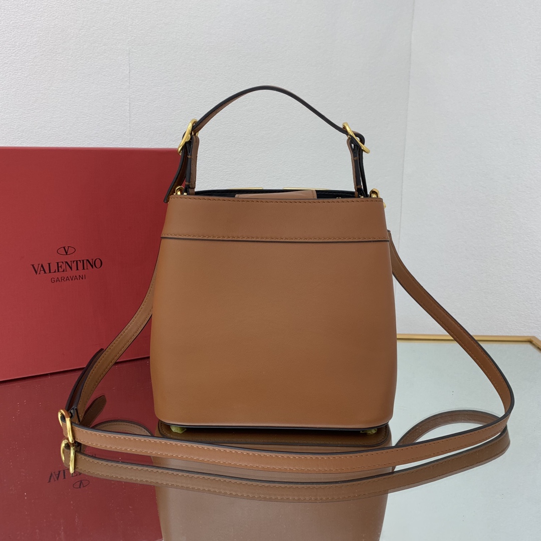 valentino garavani S*pervee bag-20*19*12cm
