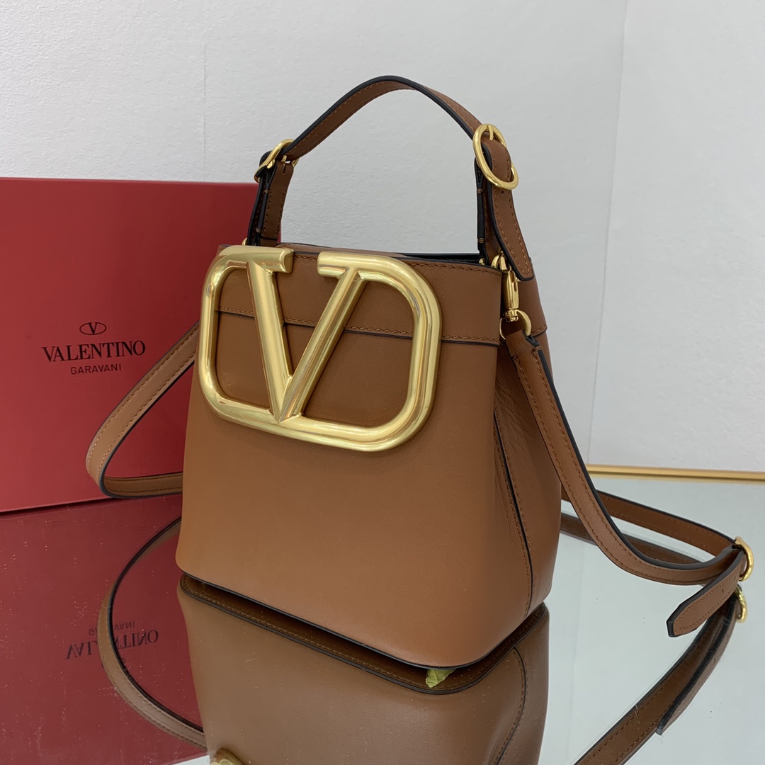 valentino garavani S*pervee bag-20*19*12cm