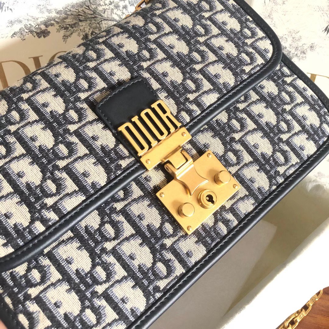 D*or 30 montaigne-24*17*8 cm