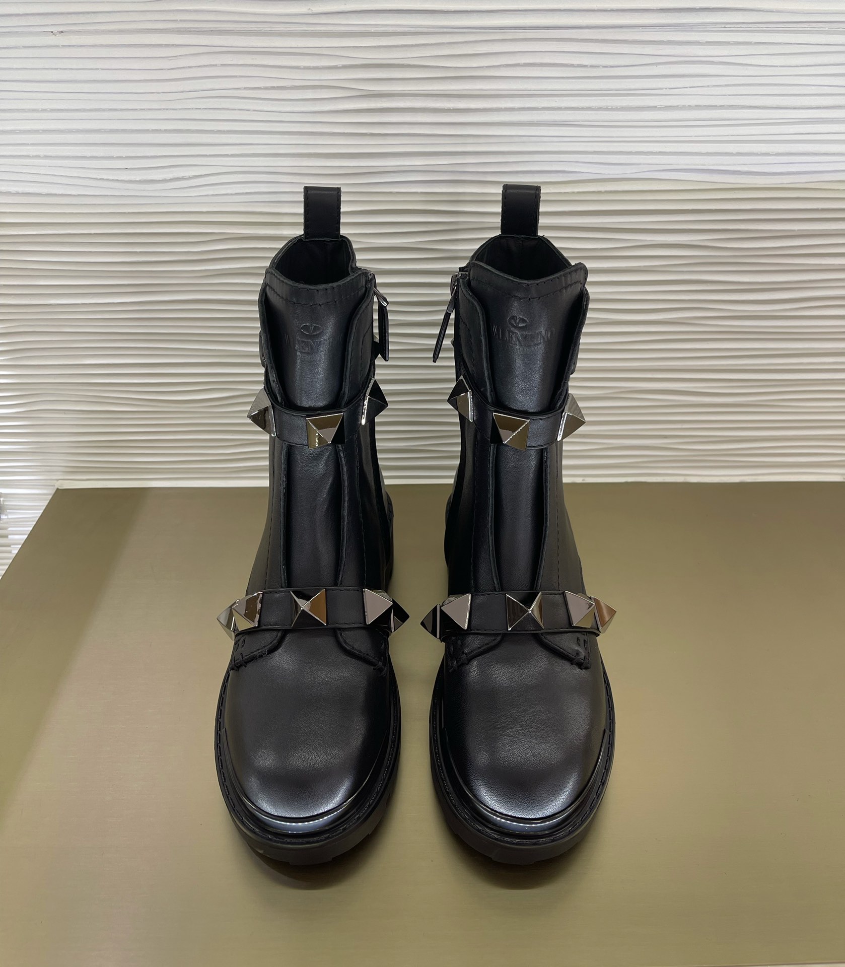 Valentino Boots(EU35-41)
