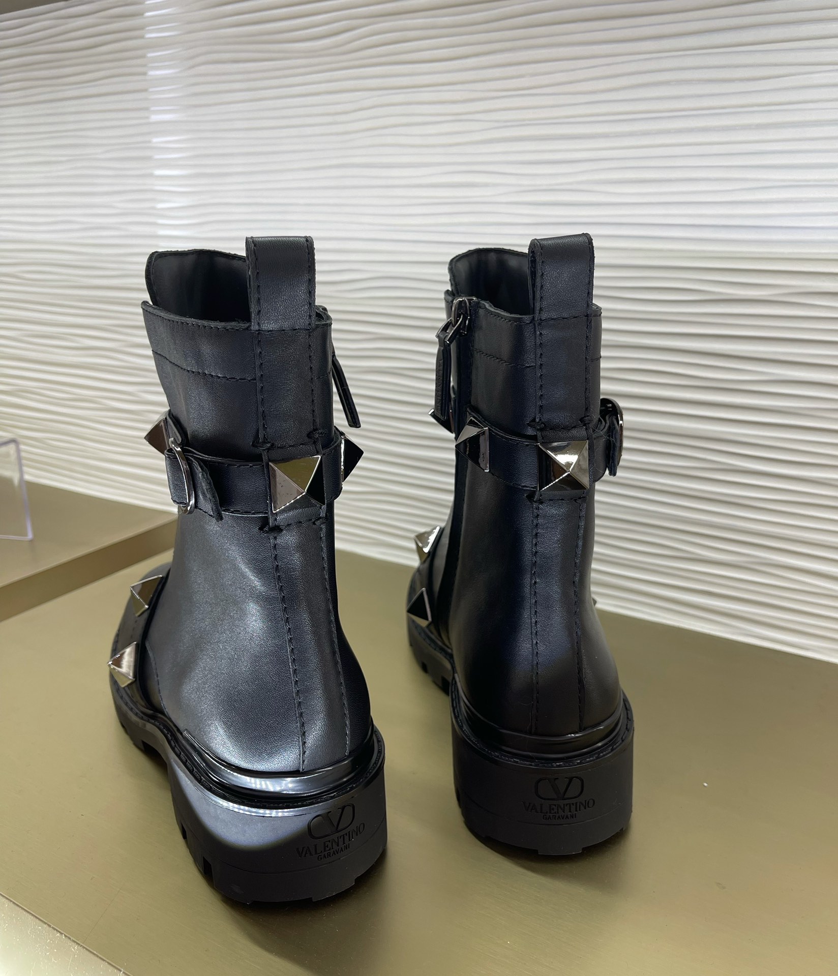 Valentino Boots(EU35-41)
