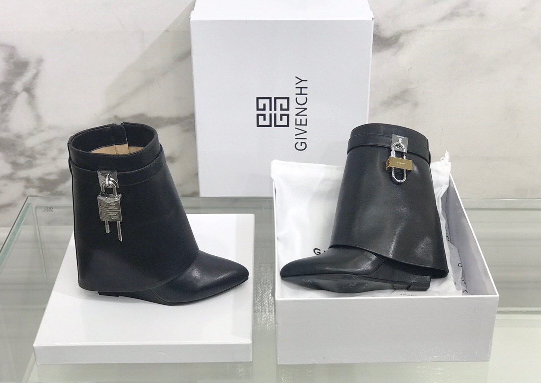Givenchy Boots(EU35-42)