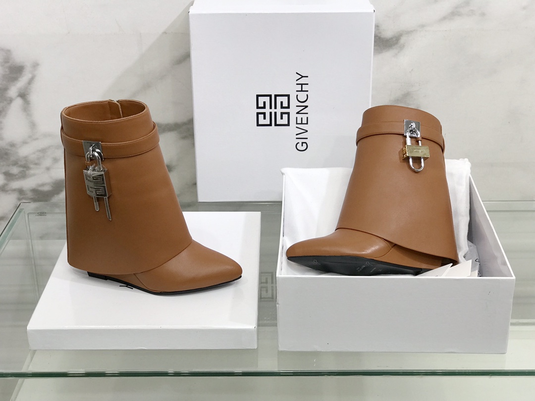 Givenchy Boots(EU35-42)