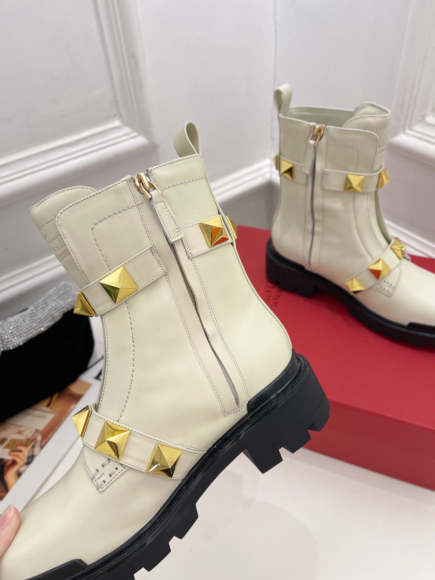 Valentino Boots(EU35-41)