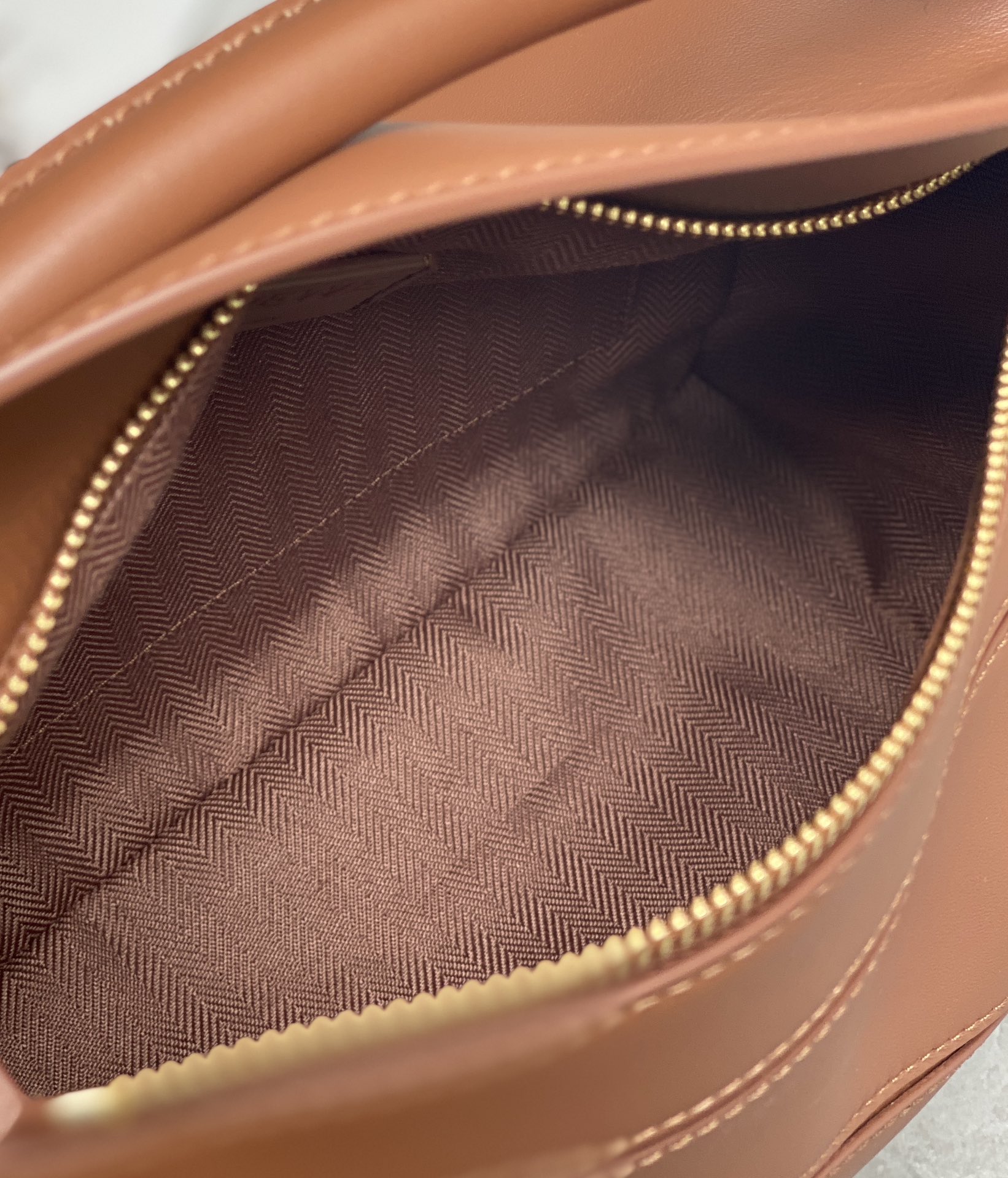 L0ew* puzzle small bag-24*10*14cm