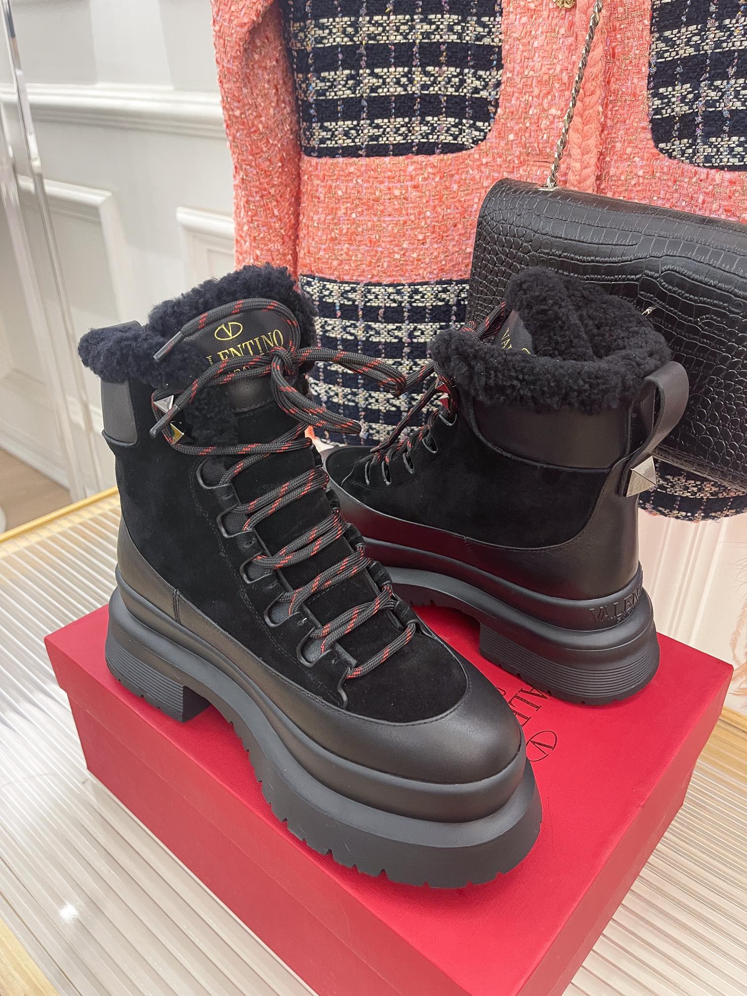 Valentino Boots(EU35-41)
