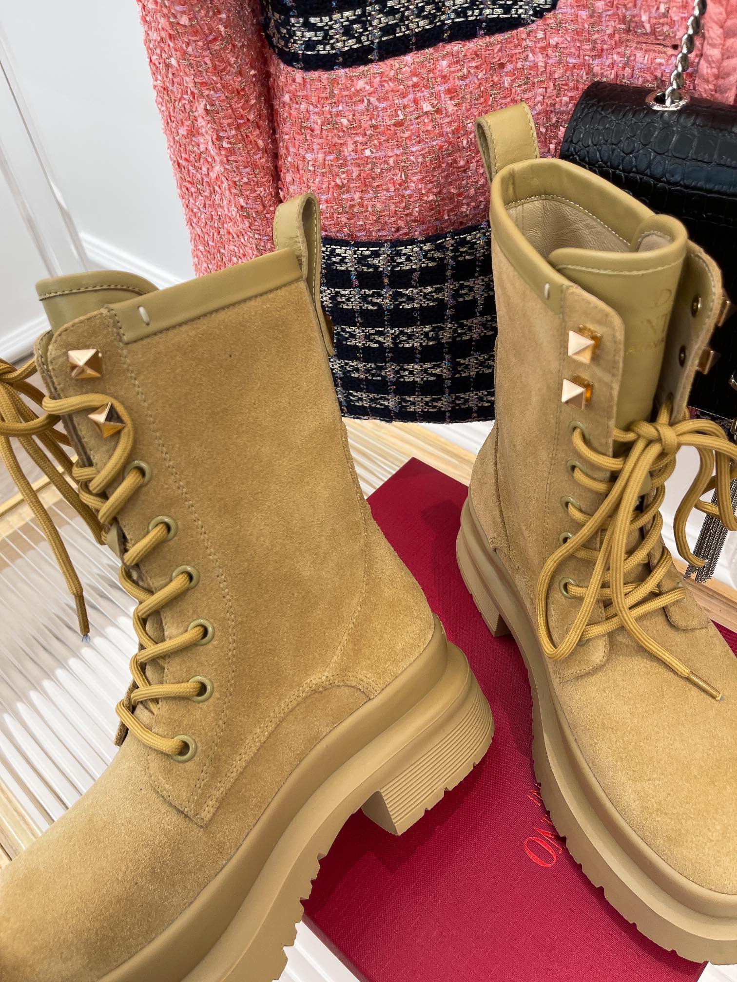 Valentino Boots(EU35-41)