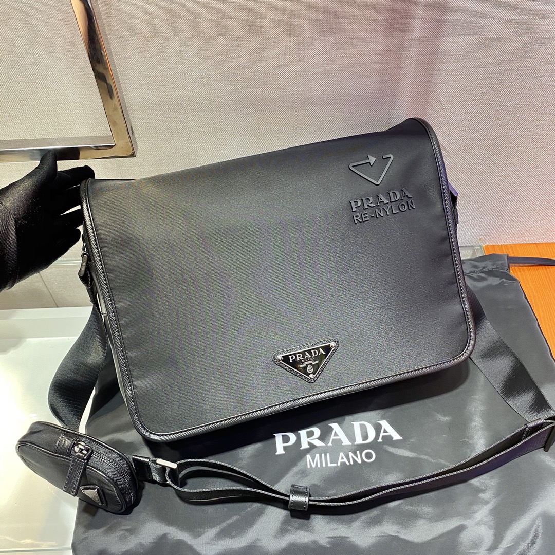 Pra*a 2vd039 messenger bag -33*24*8cm