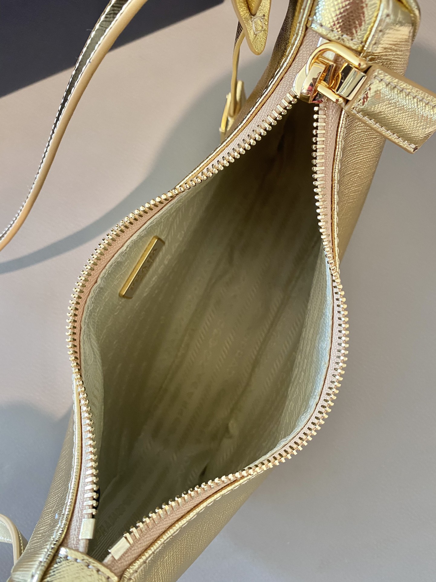 Pra*a nylon 1bc204b hobo bag-23*17*6.5cm