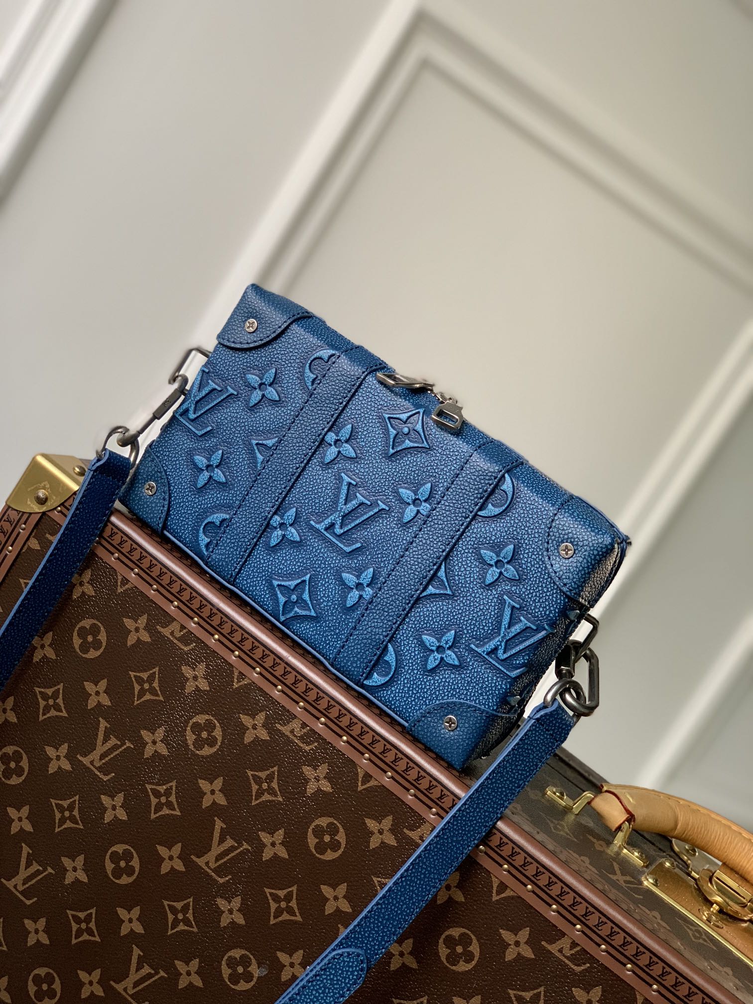 l0*is V*t0n soft trunk-m81776-22.5*14*5 m