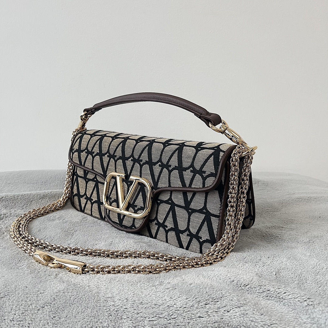 Valentino Garavani Loc-27*13*6CM