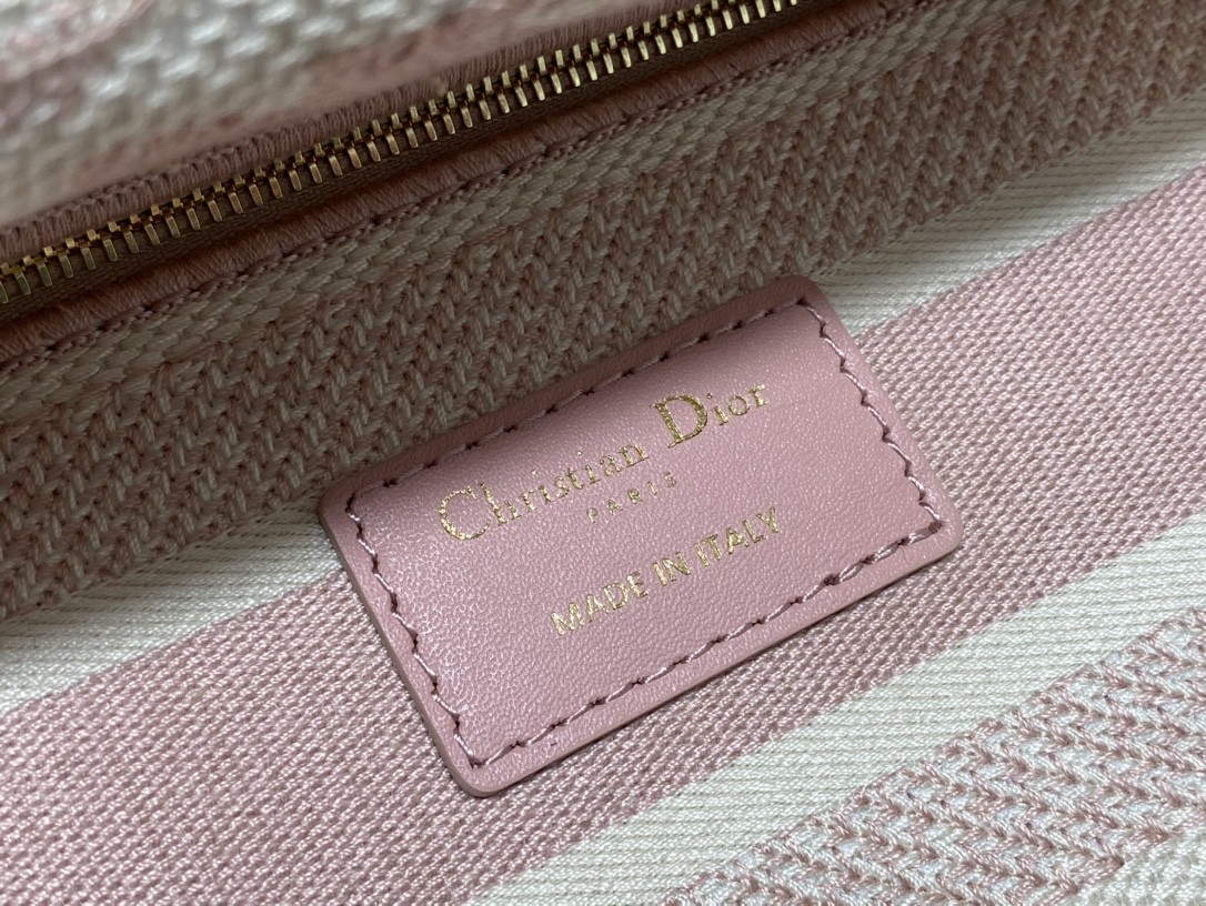 lady D*or handle bag-24cm