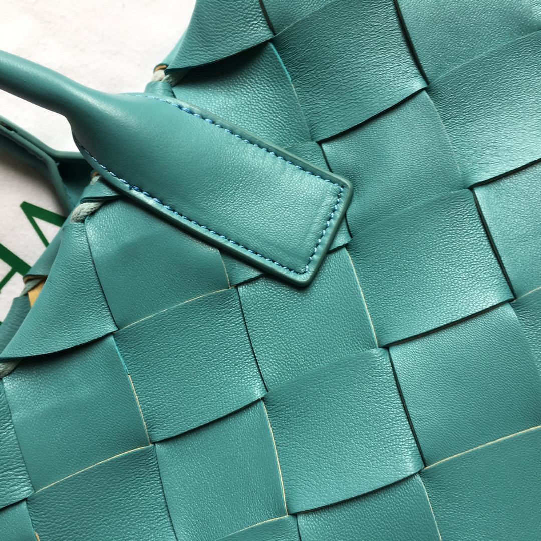 bo*te*ga Ve*ne*tatote-41*26cm