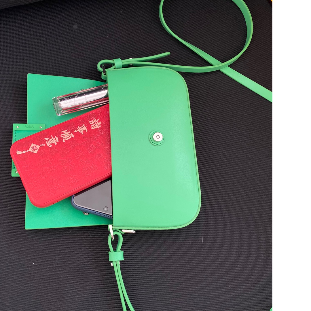 F**di baguette bag-19×14×4cm