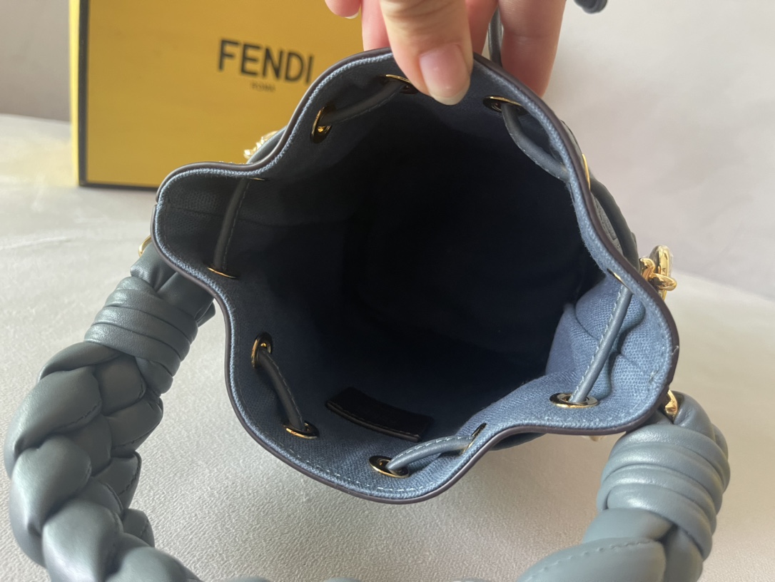 F**di mini mon tresor bag -12x18x10cm