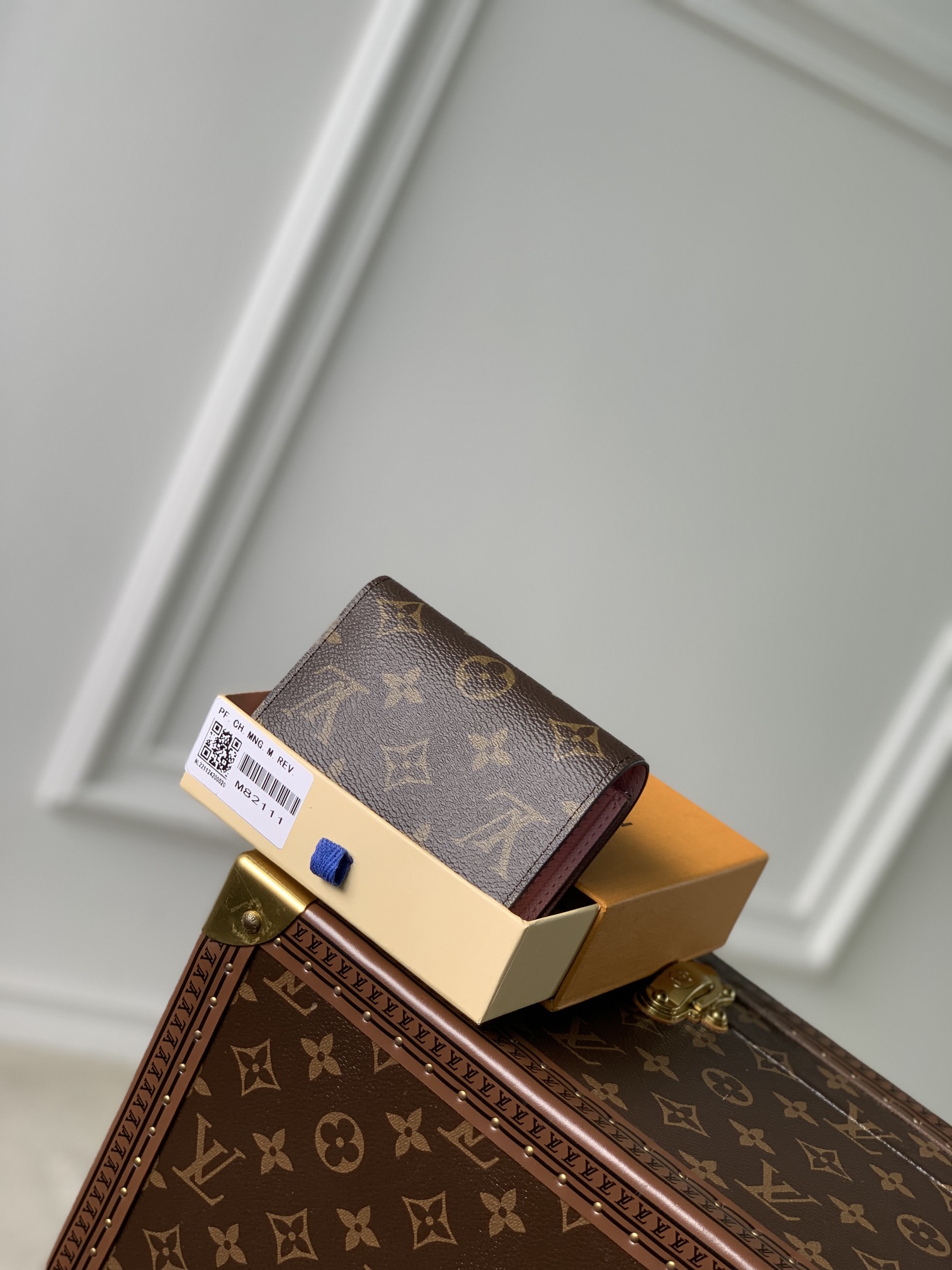 l0*is V*t0n &yk wallet m82111-12×9.5×1.5cm