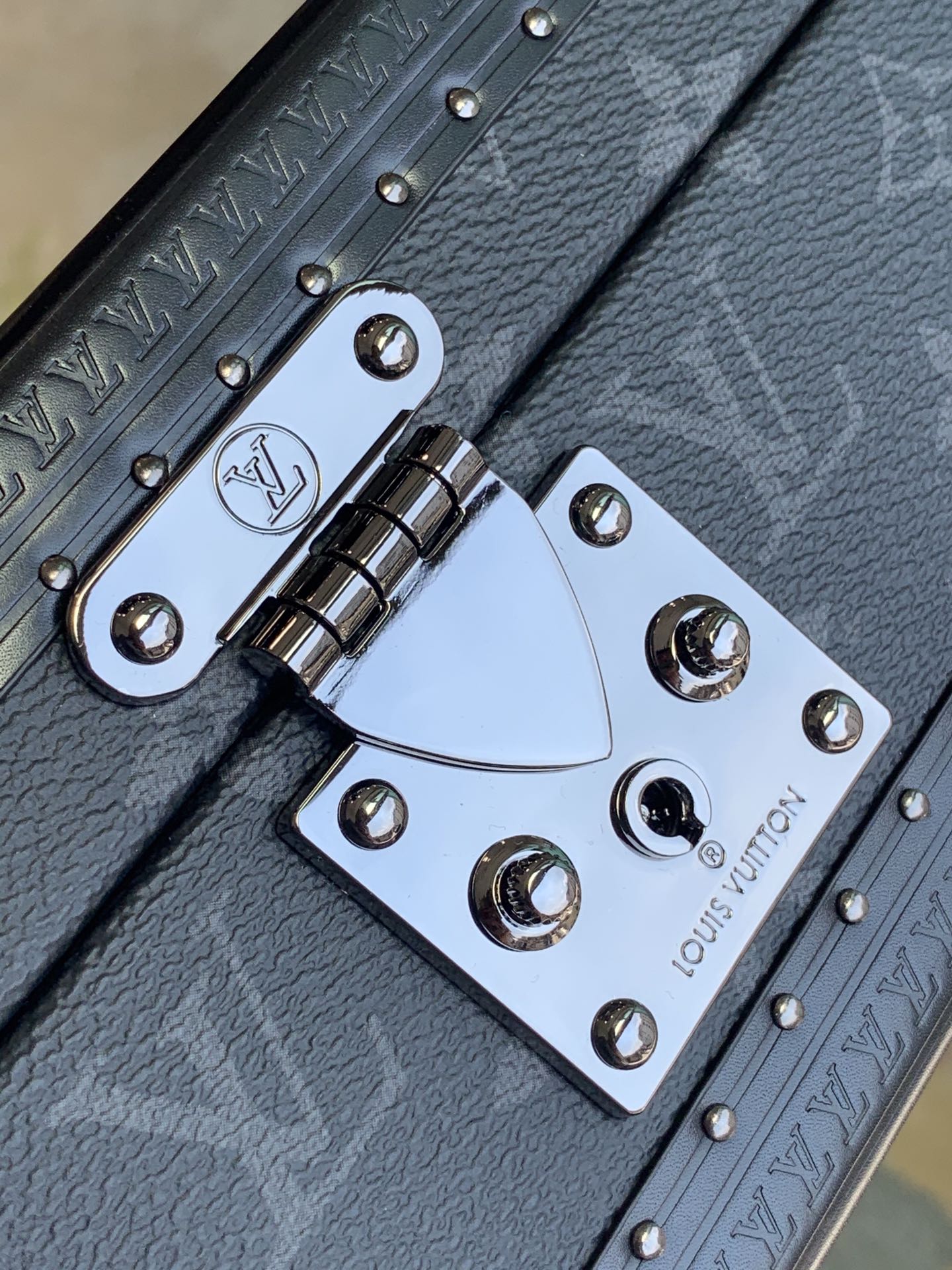 l0*is V*t0n cotteville travel box-37*18*1cm