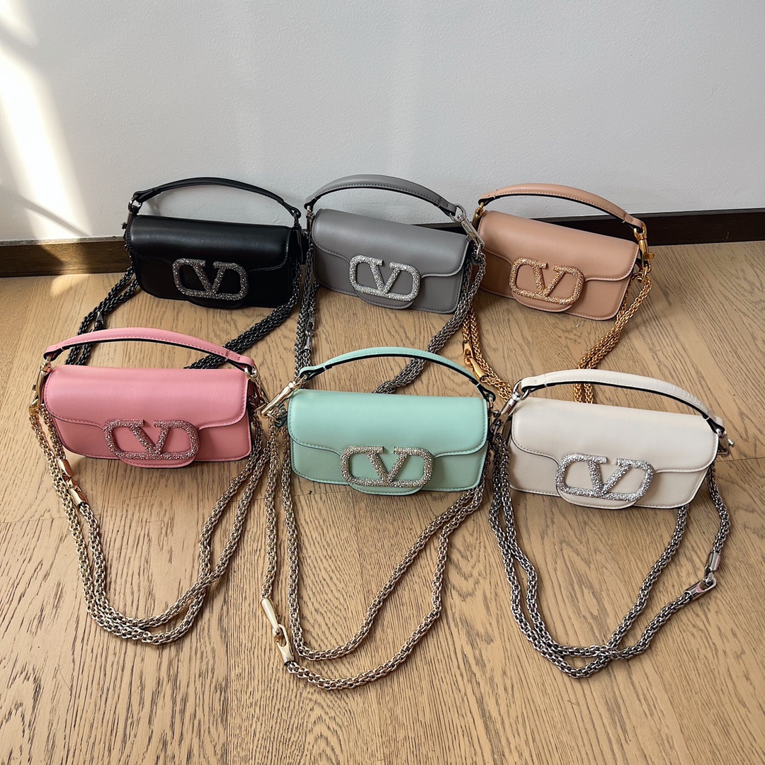 Valentino Garavani Signature Bag-20×11×5CM