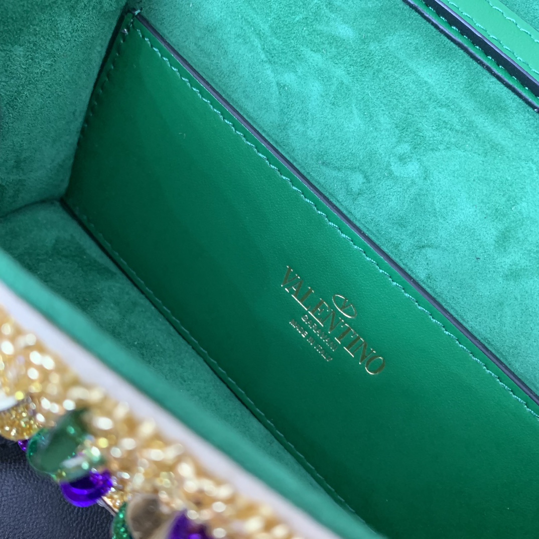 Valentino Garavani Mini Loc-19✖️10.5✖️5CM