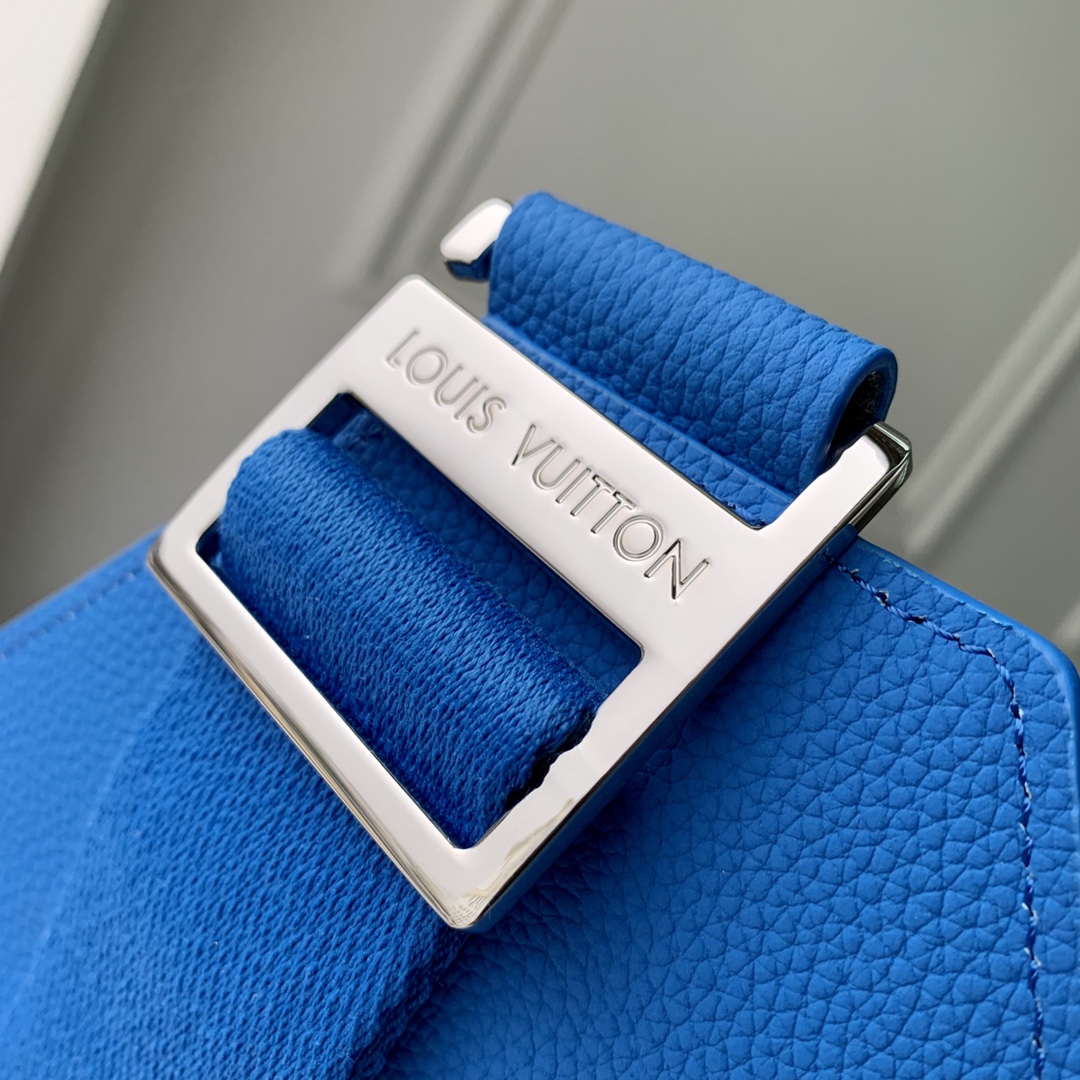 l0*is V*t0n takeoff handbags-30*16*3cm