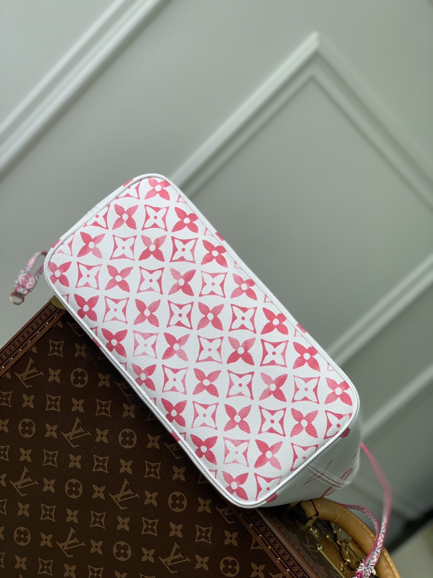 l0*is V*t0n neverful m21733-32*29*17cm