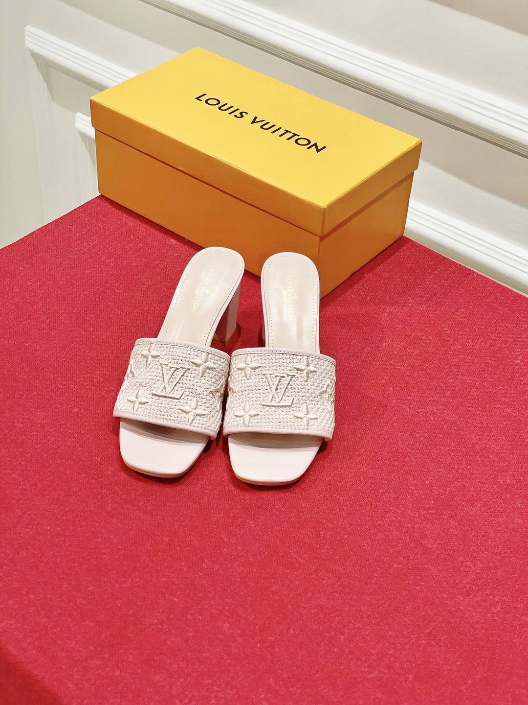 l0*is V*t0n slippers-6.5cm