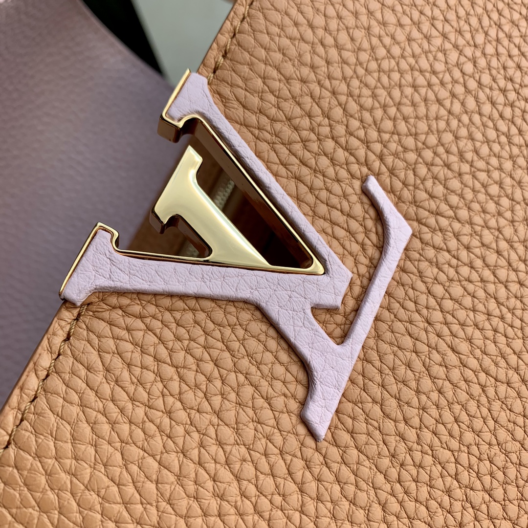 l0*is V*t0n capucines handlebag