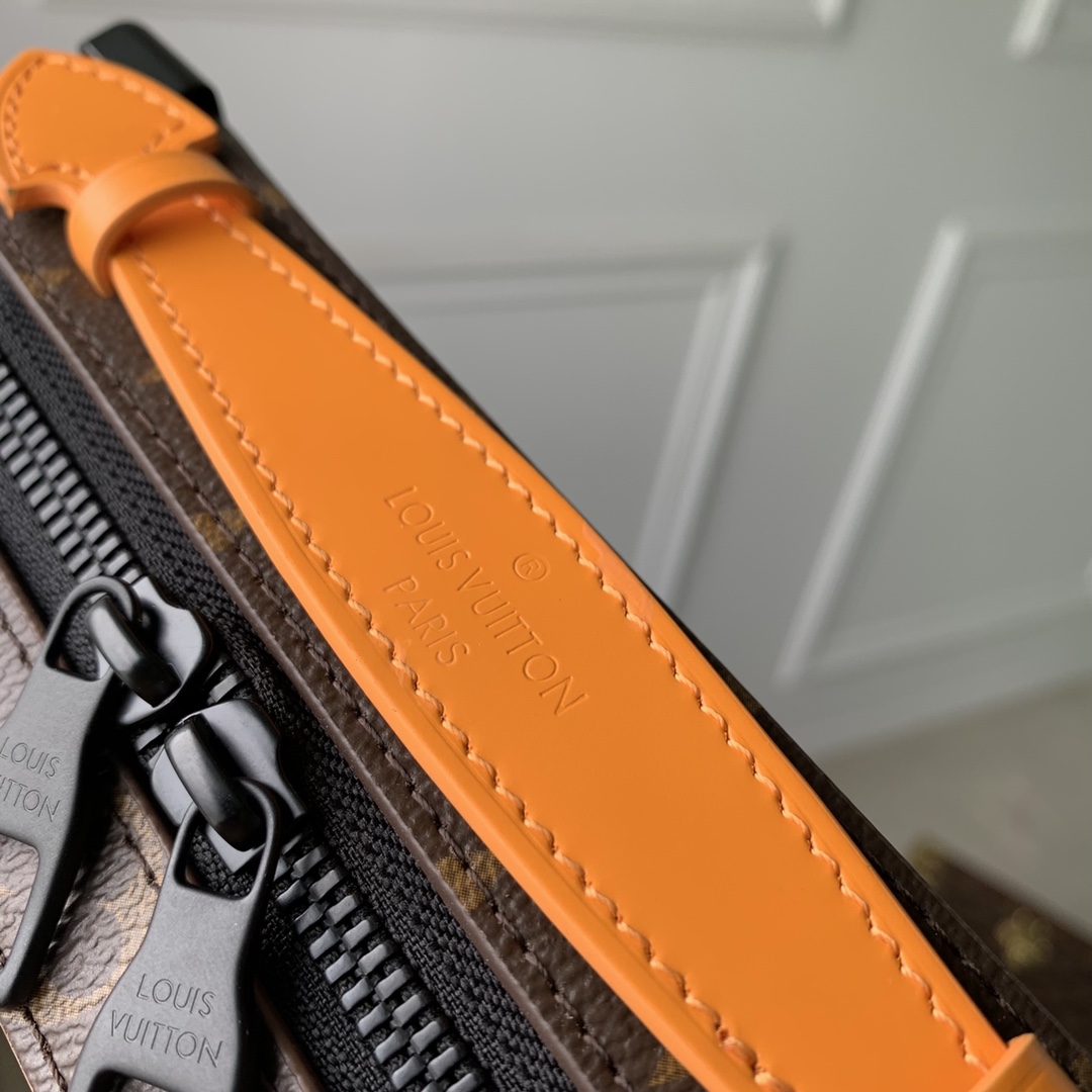 l0*is V*t0n handle soft trunk bag -m46689-25*15*7cm