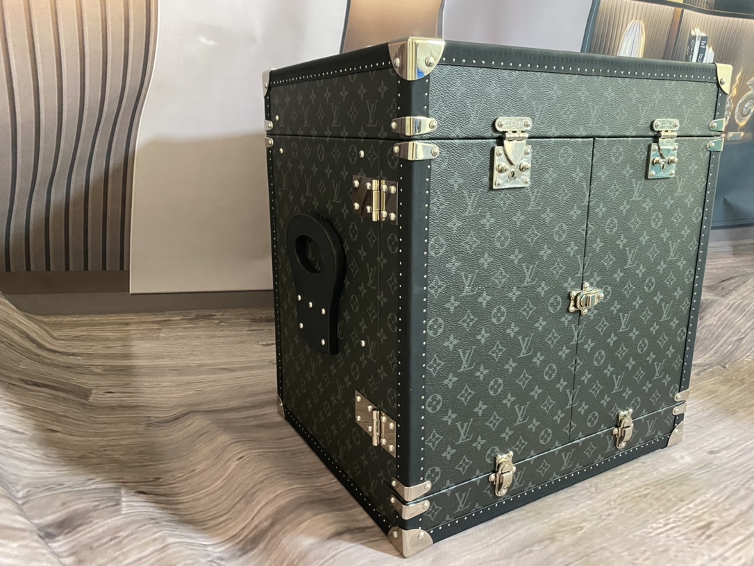 l0*is V*t0n custom order small wine box (black flower + grey)-46*37*50cm