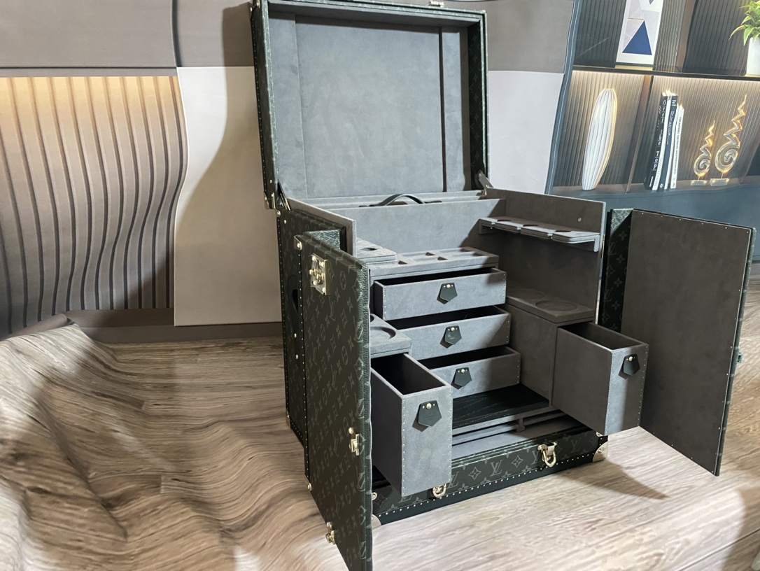 l0*is V*t0n custom order small wine box (black flower + grey)-46*37*50cm