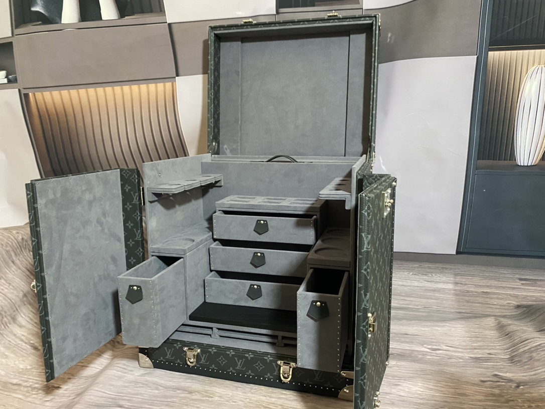 l0*is V*t0n custom order small wine box (black flower + grey)-46*37*50cm