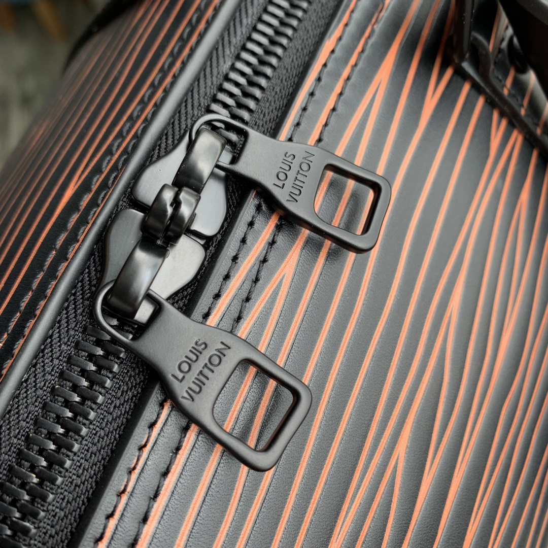 l0*is V*t0n keepall bandouliÈre 50-m21863-50 x 29 x 23cm