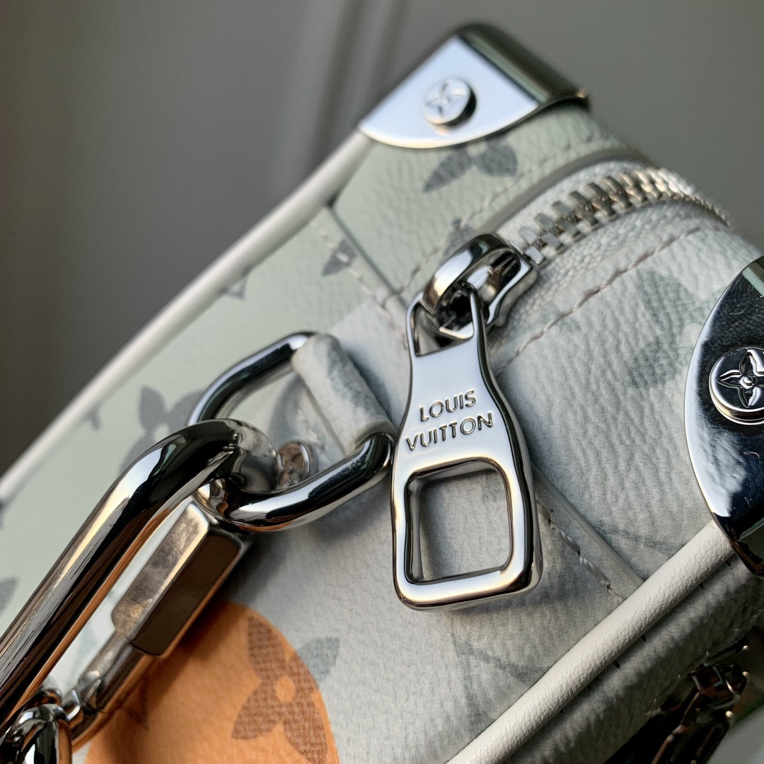 l0*is V*t0n mini soft trunk-m23144-18*13*8m