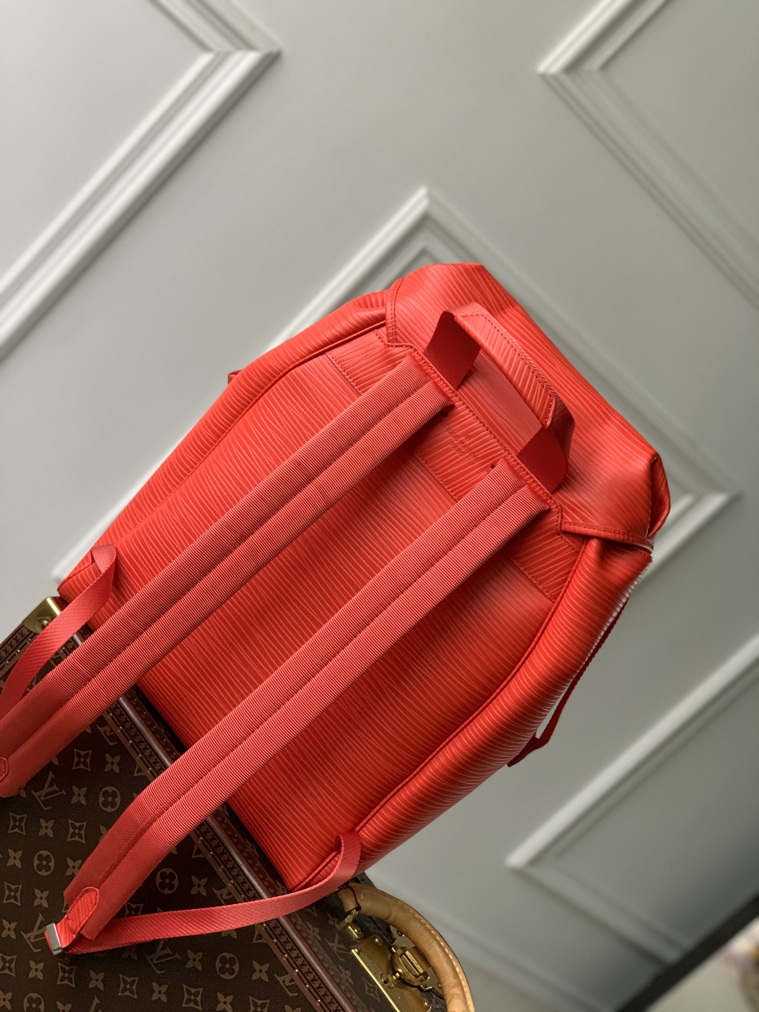 l0*is V*t0n montsouris backpack-32 x 40 x 19cm