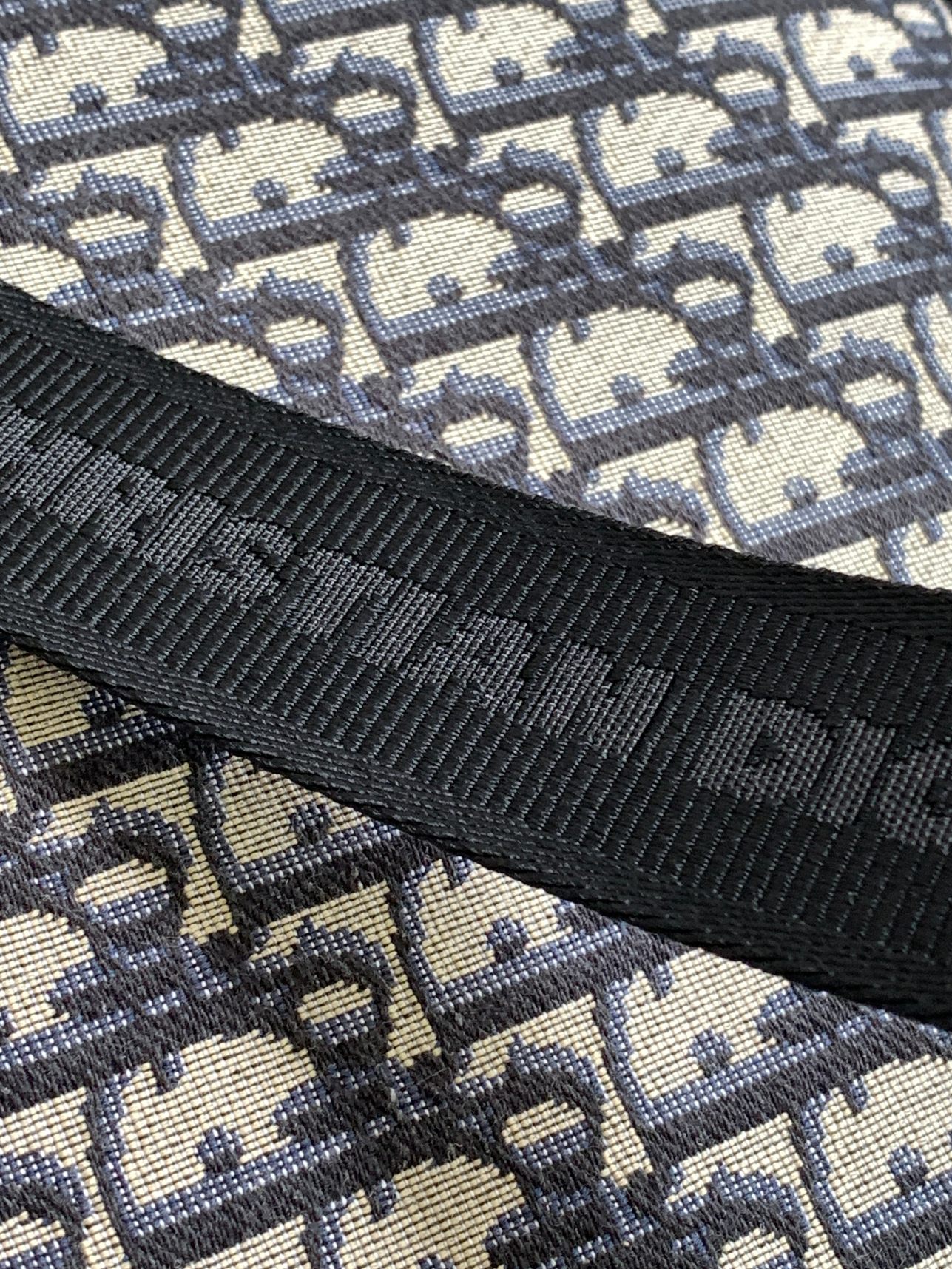 D*or saddle messenger bag-31 x 23 x 8cm