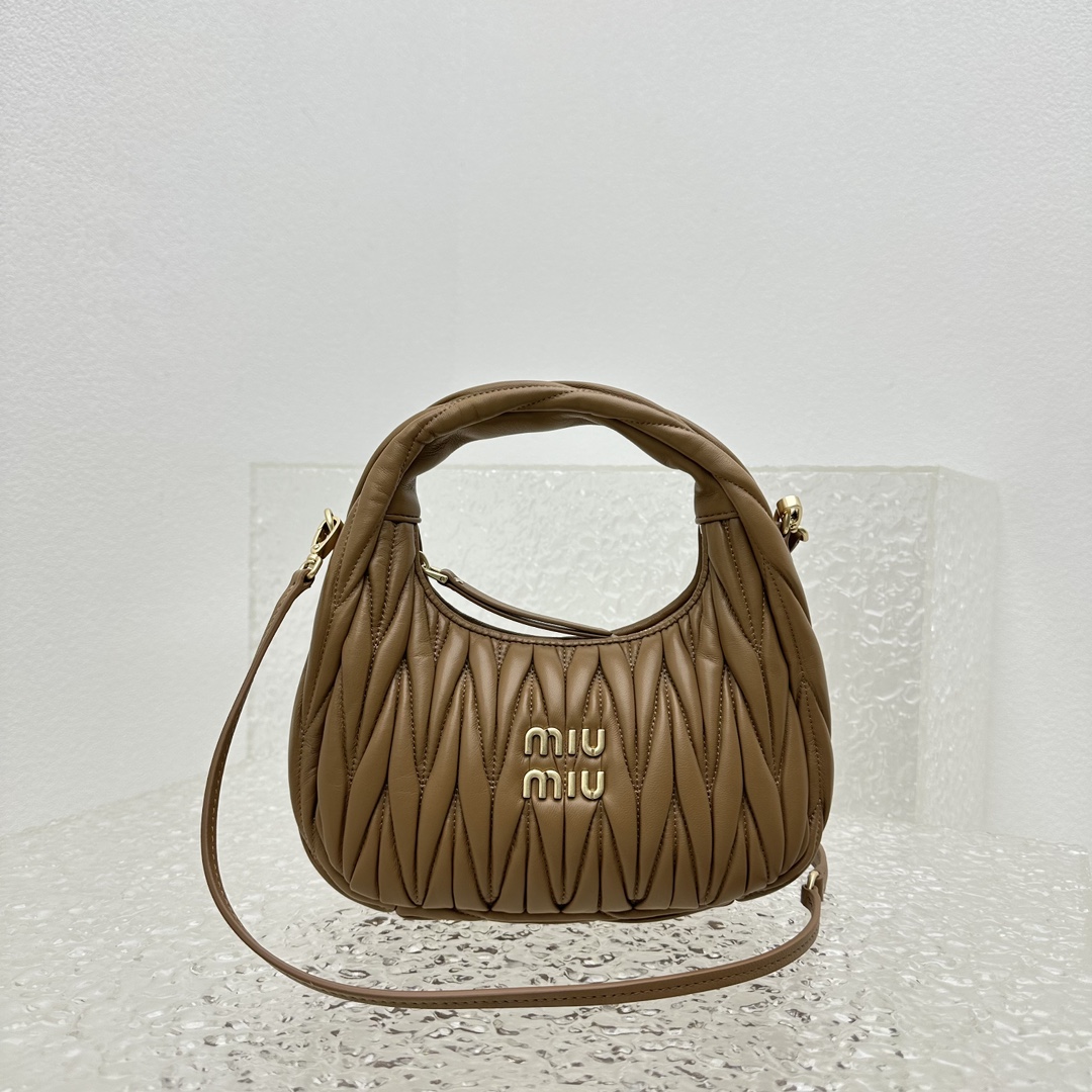 M*um*u wander hobo bag-20*6*17cm