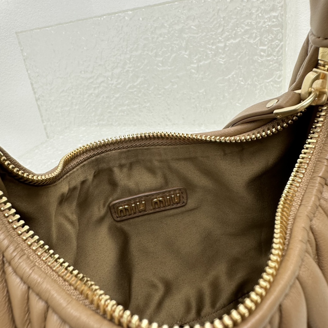 M*um*u wander hobo bag-20*6*17cm