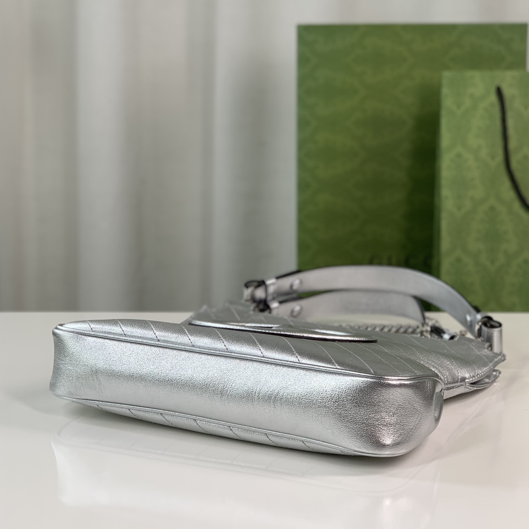 G*u*i blondie tote-24x30x6cm