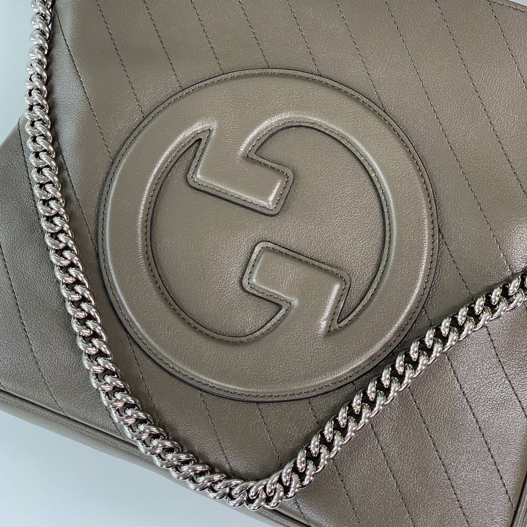 G*u*i blondie tote-24x30x6cm